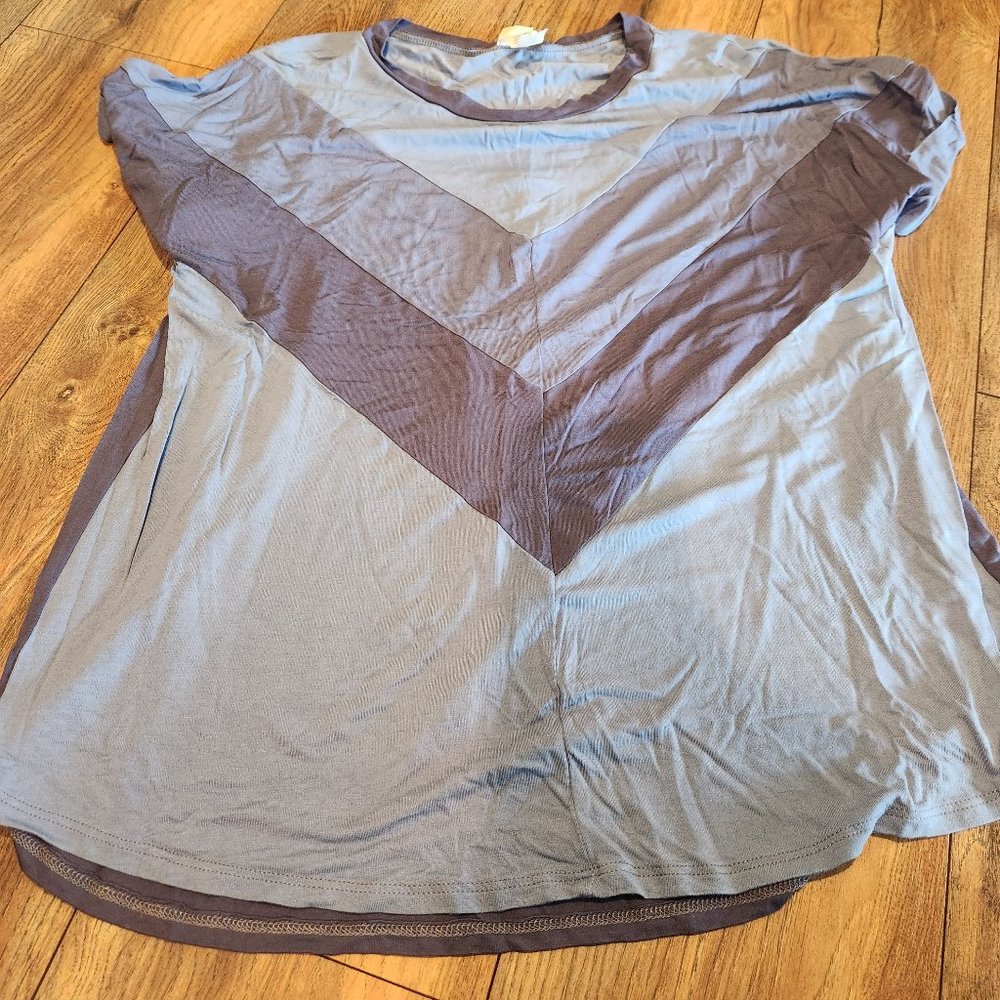 Blue Chevron Short Sleeve Tee